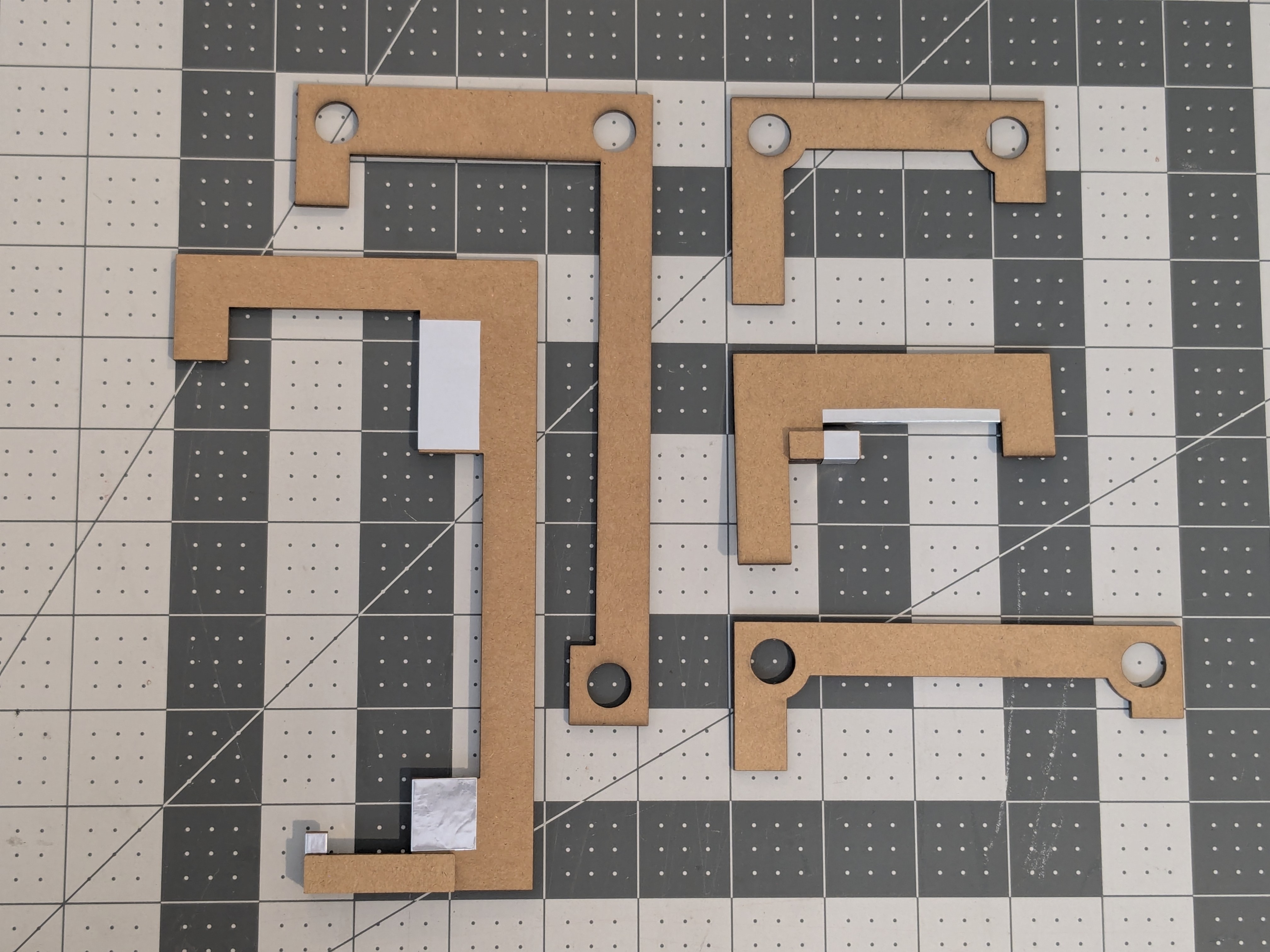 Cardboard ribs